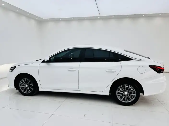MG5 2026 Model 180DVVT Global Deluxe Edition