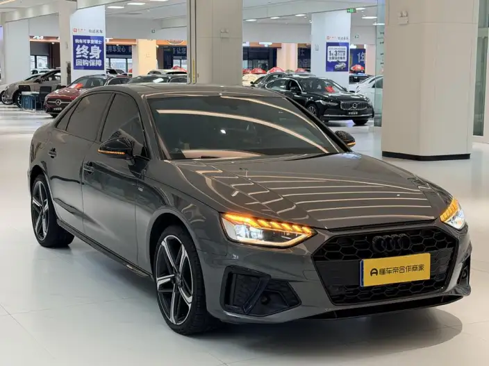 Audi A4 L 2024 Model 40 TFSI Luxury Dynamic Model – фото 2