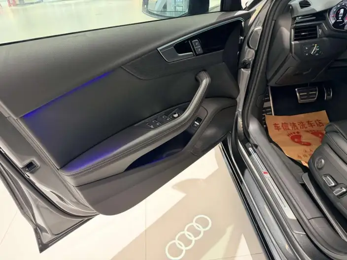 Audi A4 L 2024 Model 40 TFSI Luxury Dynamic Model – фото 4