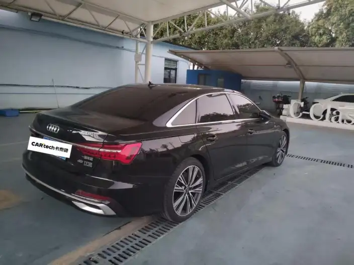 Audi A6L 2024 Model 45 TFSI quattro Exclusive Dynamic Model – фото 5