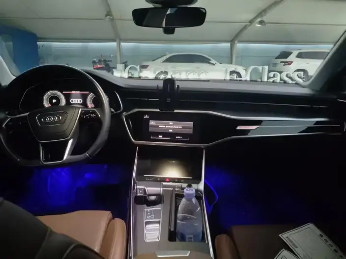 Audi A6L 2024 Model 45 TFSI quattro Exclusive Dynamic Model – фото 9