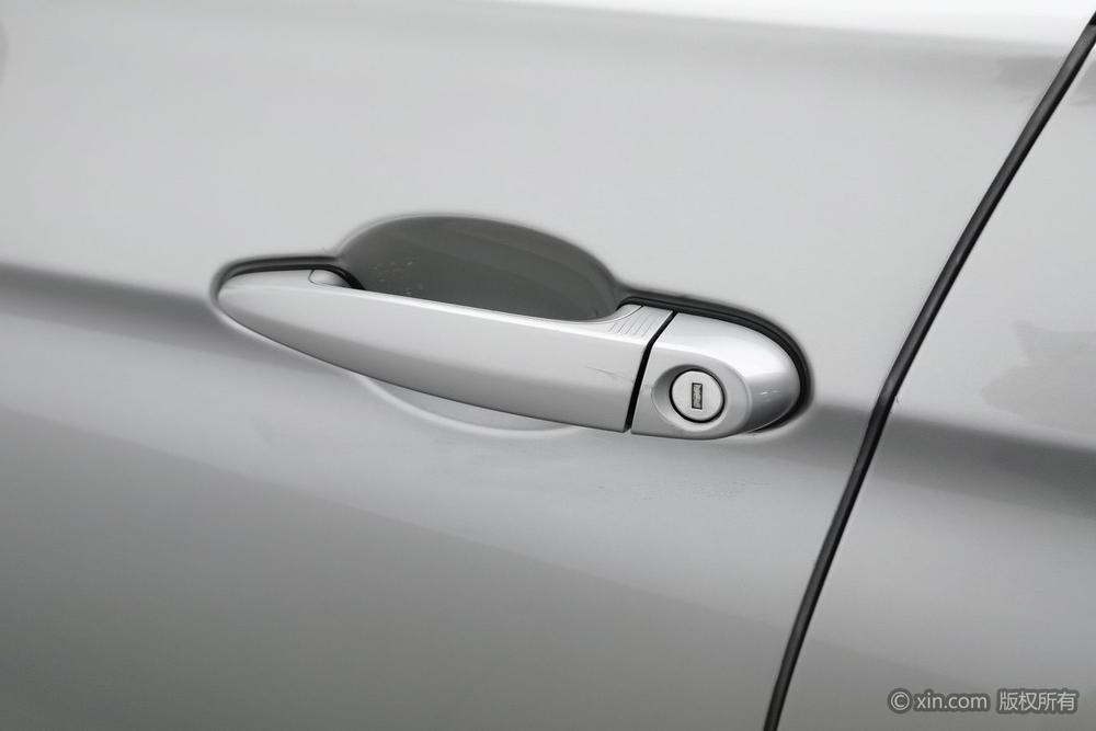 BMW 3 Series 2019 320Li Style – фото 10