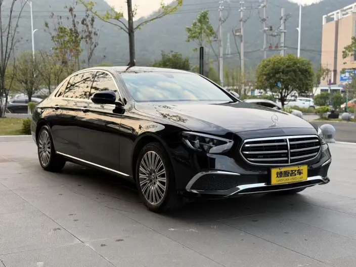 Mercedes-Benz E-Class 2022 Model E 300 L Fashion Model sedan – фото 3