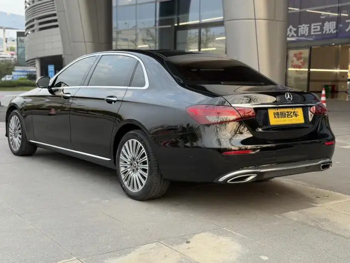 Mercedes-Benz E-Class 2022 Model E 300 L Fashion Model sedan – фото 4
