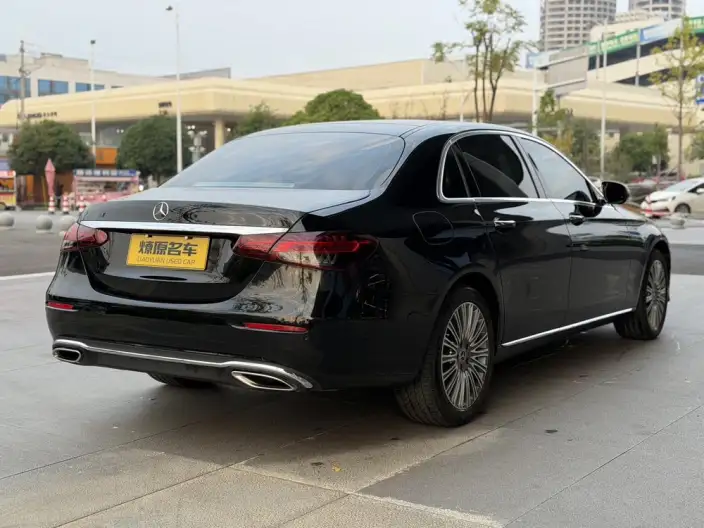 Mercedes-Benz E-Class 2022 Model E 300 L Fashion Model sedan – фото 6