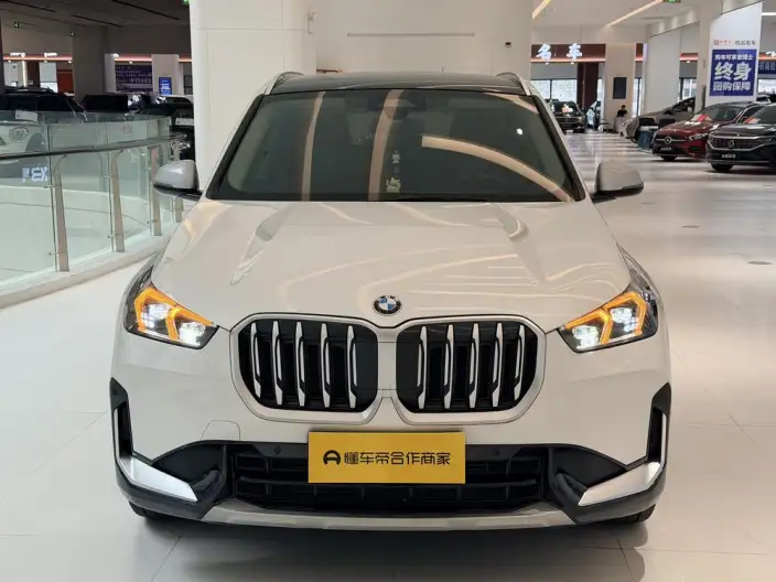 BMW X1 2023 Model sDrive25Li X Design Set – фото 2