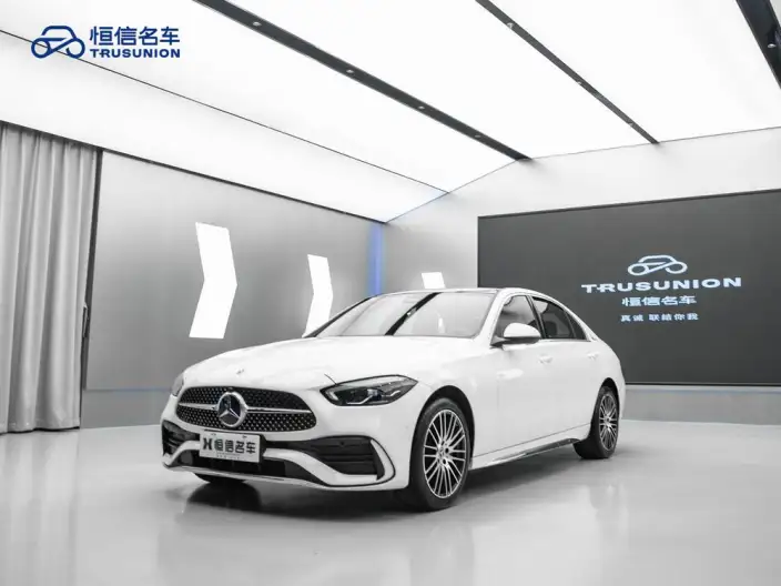 Mercedes-Benz C-Class 2023 Model C 260 L Sports Edition – фото 1