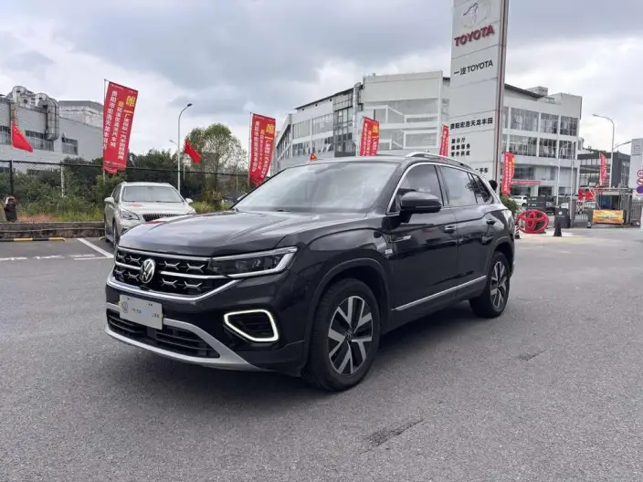 Volkswagen Tayron 2024 Model 330TSI 2WD Luxury Plus Advanced version – фото 1