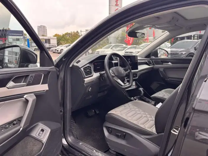 Volkswagen Tayron 2024 Model 330TSI 2WD Luxury Plus Advanced version – фото 8