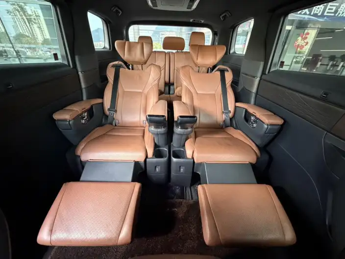 Vellfire 2022 Model Toyota Crown Hybrid Jin Shine Special Edition 2.5L HV Deluxe Edition – фото 10