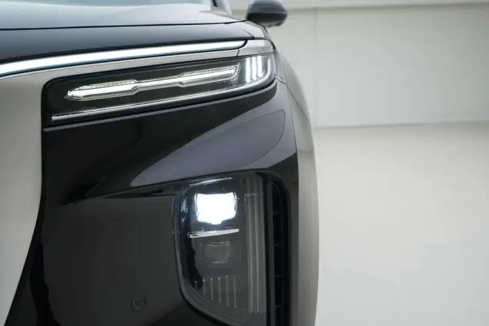 HONGQI E-HS9 2022 Model 690km Flag Xiang Edition VI seat – фото 7