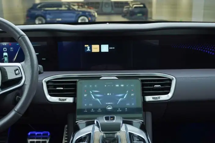 HONGQI E-HS9 2022 Model 690km Flag Xiang Edition VI seat – фото 9