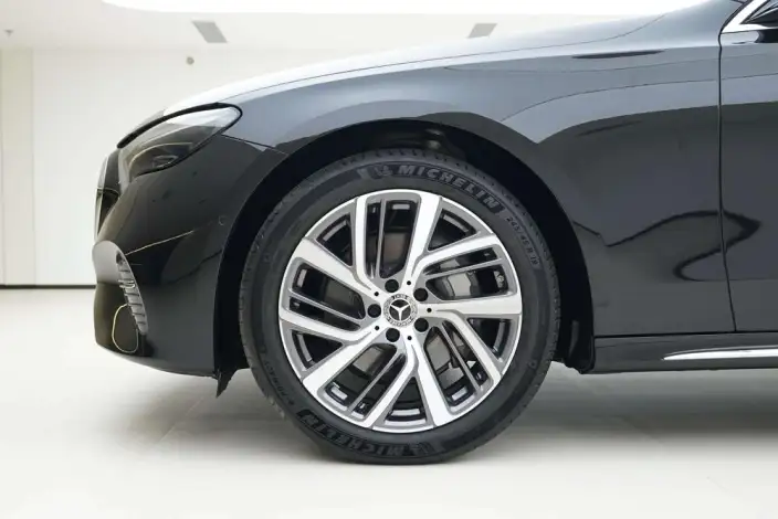 Mercedes-Benz E-Class 2025 Model E 300 L Fashion Model sedan – фото 7