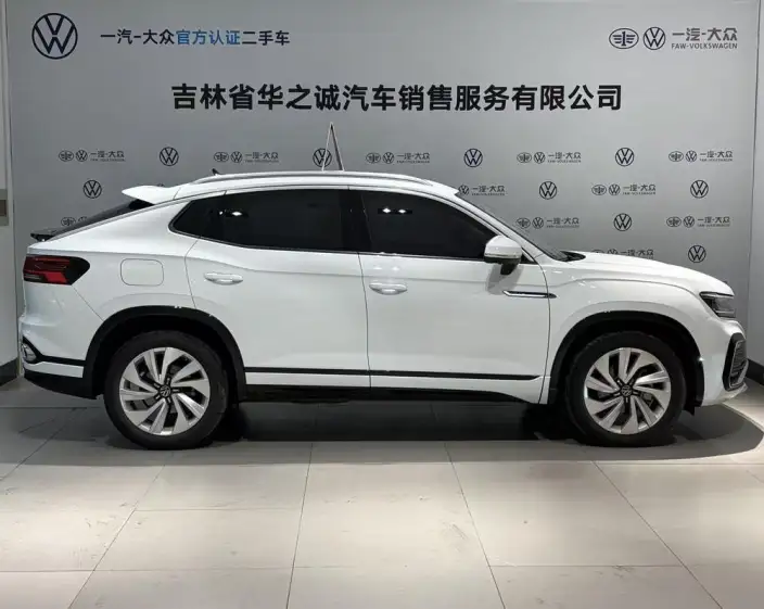 Tayron X 2020 Model 330TSI 2WD Noble Zhilian Edition – фото 6