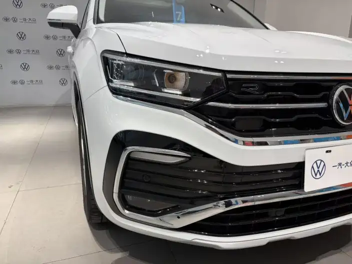 Tayron X 2020 Model 330TSI 2WD Noble Zhilian Edition – фото 10