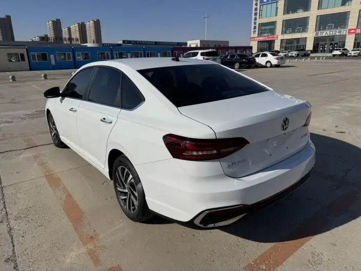 Volkswagen Lavida 2024 Model 1.5L Automatic Starry Sky Five Million Edition – фото 4