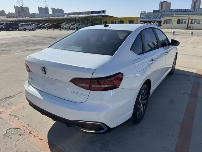 Volkswagen Lavida 2024 Model 1.5L Automatic Starry Sky Five Million Edition – фото 6