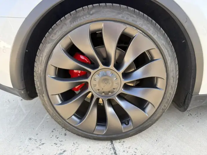 Model Y 2023 Model Performance High performance All-wheel drive version – фото 8
