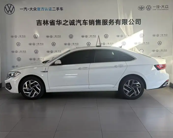 Volkswagen Sagitar 2024 Model 300TSI DSG Beyond Edition – фото 3