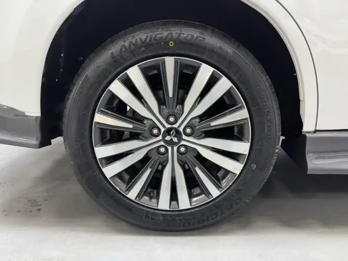 Mitsubishi Outlander 2021 Model 2.0L 2WD Smooth Ride Edition 5 seat – фото 7