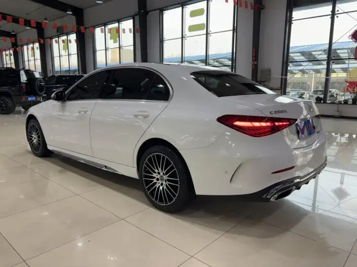 Mercedes-Benz C-Class 2026 Model C 200 L Sports sedan – фото 5