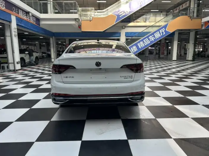 Volkswagen Sagitar 2023 Model 280TSI DSG Beyond Edition Lite – фото 6