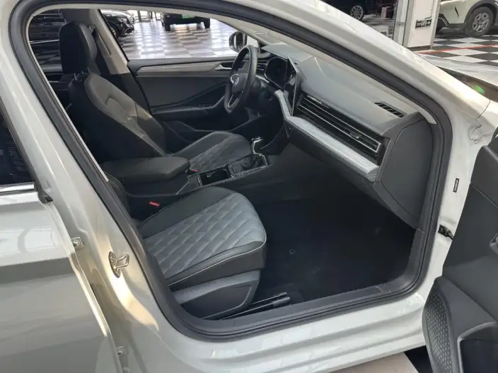 Volkswagen Sagitar 2023 Model 280TSI DSG Beyond Edition Lite – фото 10