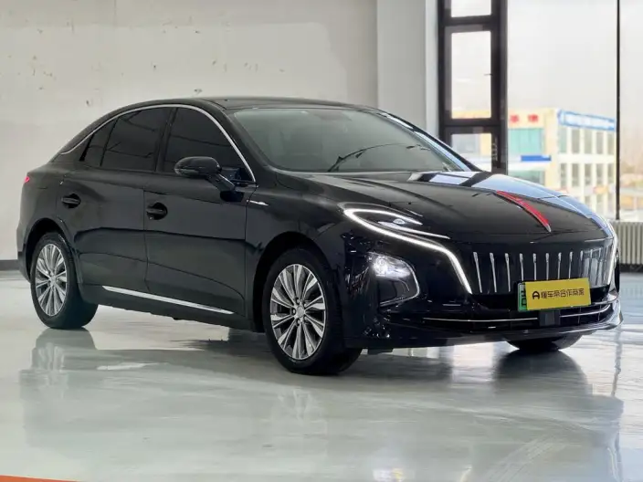 Hongqi E-QM5 2024 Model 610KM PLUS Edition 100kW – фото 3