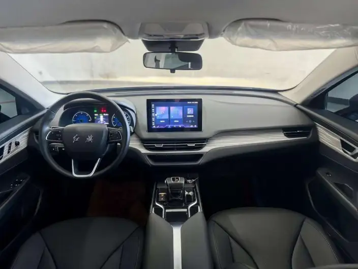 Hongqi E-QM5 2024 Model 610KM PLUS Edition 100kW – фото 7