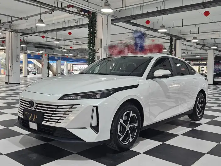 Changan Eado 2024 Model 1.5T DCT Changxiang Edition – фото 1