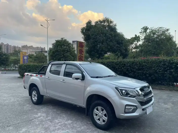 RE-MAX Ruimai 2022 Model 2.8T Classic 2WD Diesel Comfort Model Long axis Edition JE493ZLQ6E – фото 3