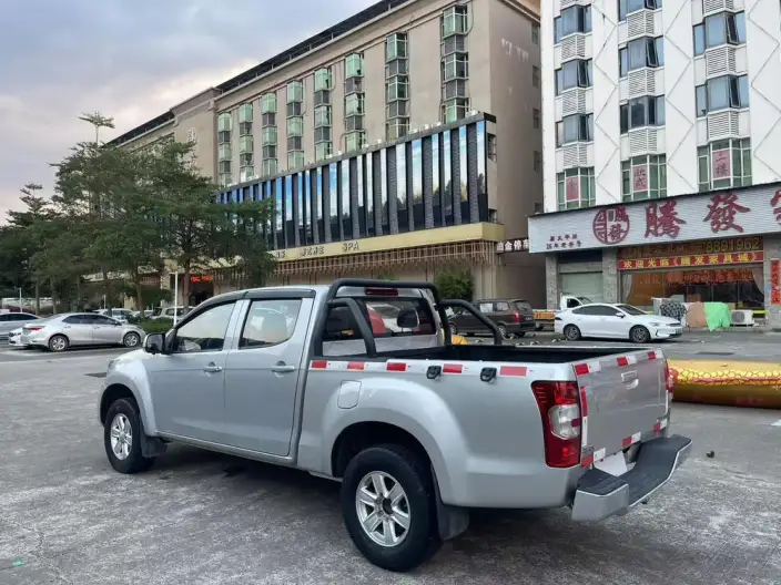 RE-MAX Ruimai 2022 Model 2.8T Classic 2WD Diesel Comfort Model Long axis Edition JE493ZLQ6E – фото 4