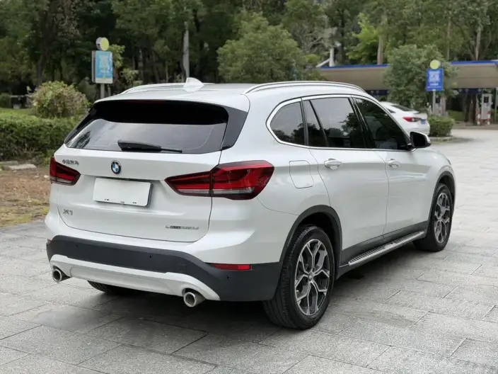 BMW X1 2022 Model sDrive25Li Leading Model – фото 6