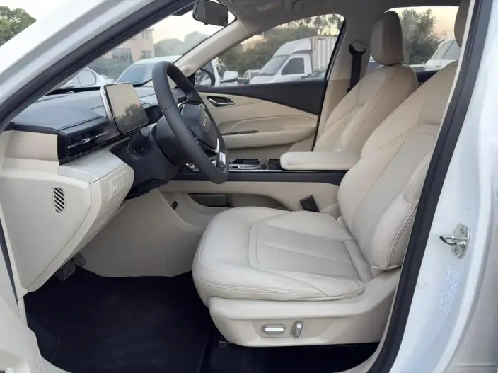 Wuling Xingguang PHEV 2023 Model 70 Standard Edition – фото 10