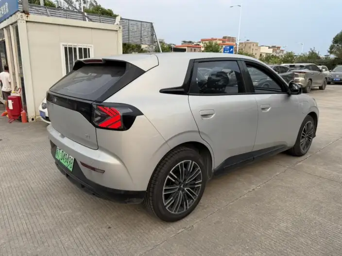 Arcfox BetaT1 2025 Model 425 PLUS – фото 5