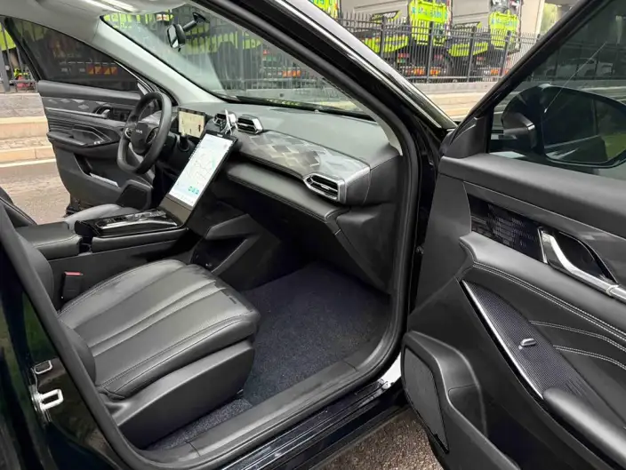 Dongfeng Haohan 2024 Model Honor Edition 1.5T DH-i Luxury Model – фото 10