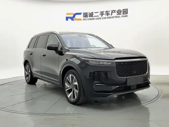 Li Auto ONE 2021 Model Extended Range 6 seat Edition – фото 3