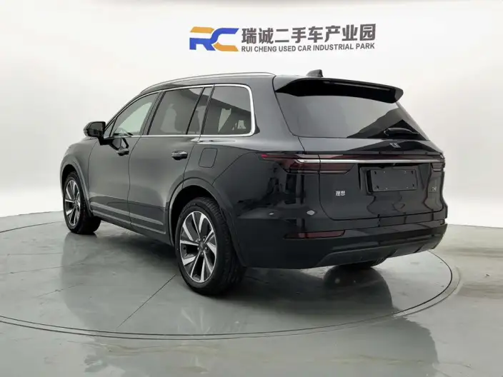 Li Auto ONE 2021 Model Extended Range 6 seat Edition – фото 4