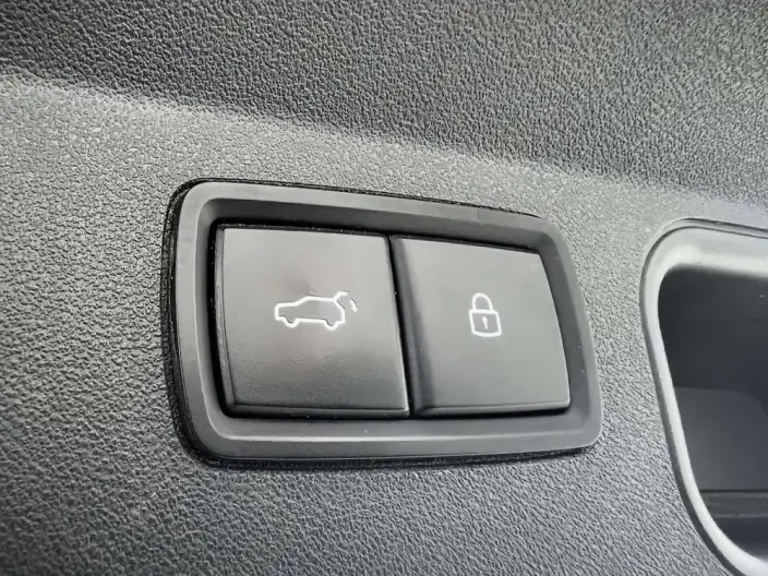Li Auto ONE 2021 Model Extended Range 6 seat Edition – фото 7