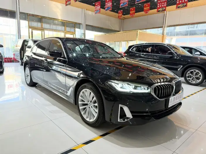 BMW 5 Series 2022 Model Facelift II 525Li Luxury Set – фото 3