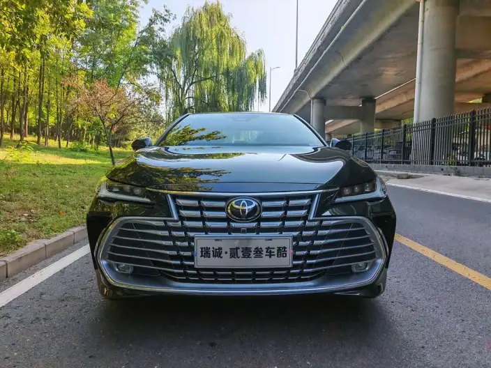 Toyota Avalon 2024 Model Intelligent Hybrid 2.0L E-CVT Premium Edition – фото 2