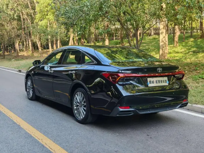 Toyota Avalon 2024 Model Intelligent Hybrid 2.0L E-CVT Premium Edition – фото 5