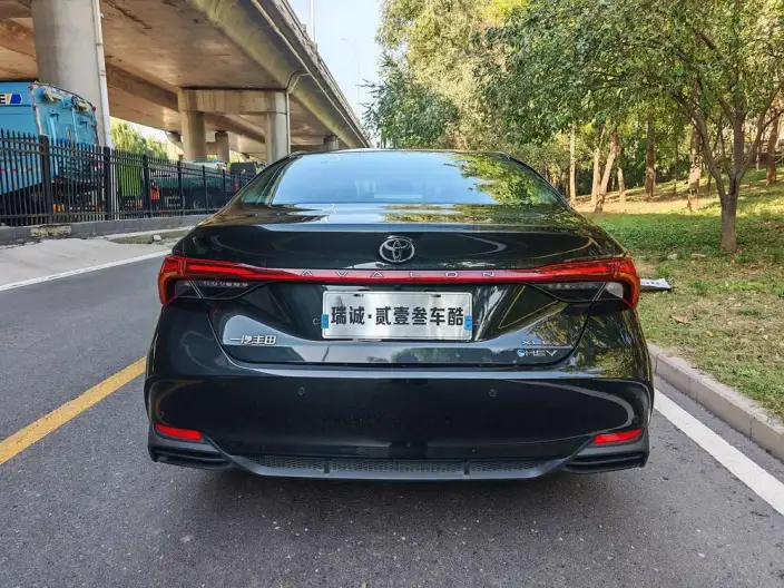 Toyota Avalon 2024 Model Intelligent Hybrid 2.0L E-CVT Premium Edition – фото 6