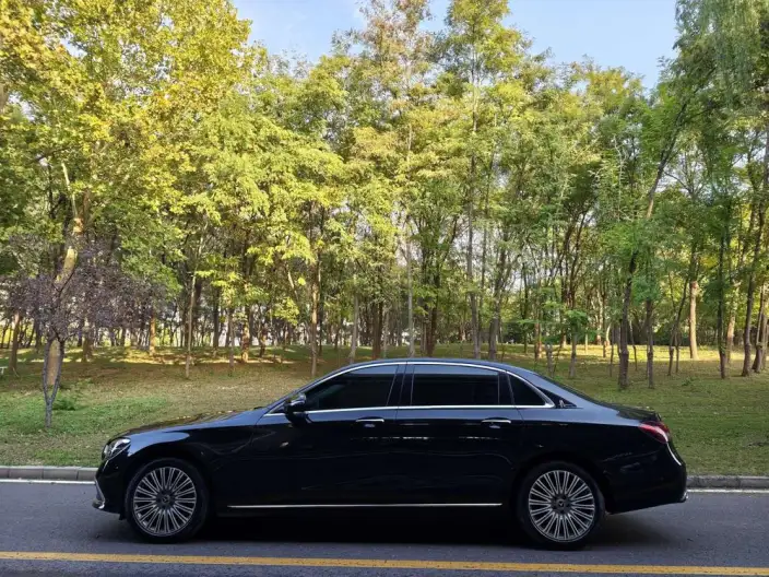 Mercedes-Benz E-Class 2023 Model E 300 L Fashion Model sedan – фото 4