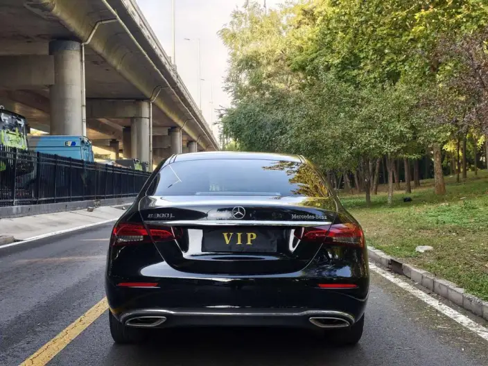 Mercedes-Benz E-Class 2023 Model E 300 L Fashion Model sedan – фото 6