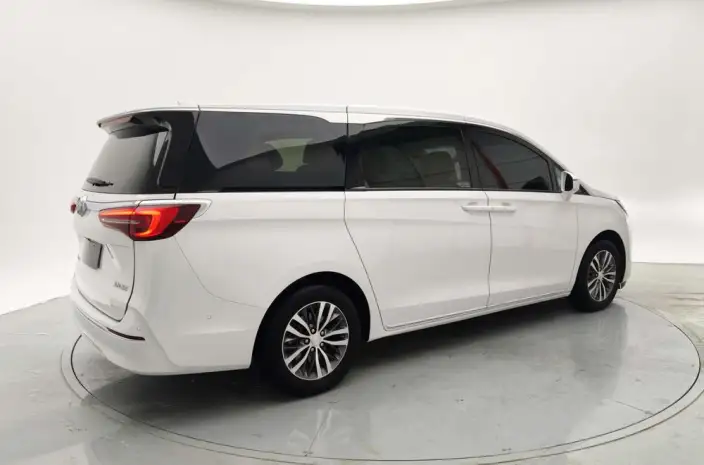 Buick GL8 2023 Model ES Luzun 2.0T Exclusive Model – фото 5