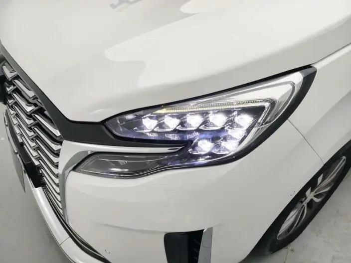 Buick GL8 2023 Model ES Luzun 2.0T Exclusive Model – фото 8