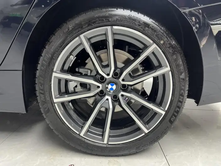 BMW 3 Series 2026 Model 325Li M Sports Set – фото 5