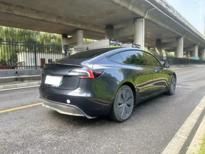 Model 3 2023 Model Rear-wheel drive version – фото 5