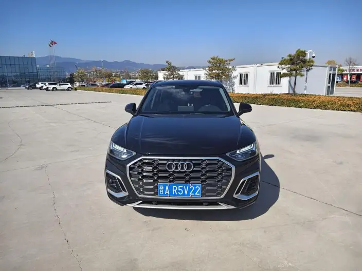 Audi Q5L 2023 Model 40T Fashion Dynamic Model – фото 2